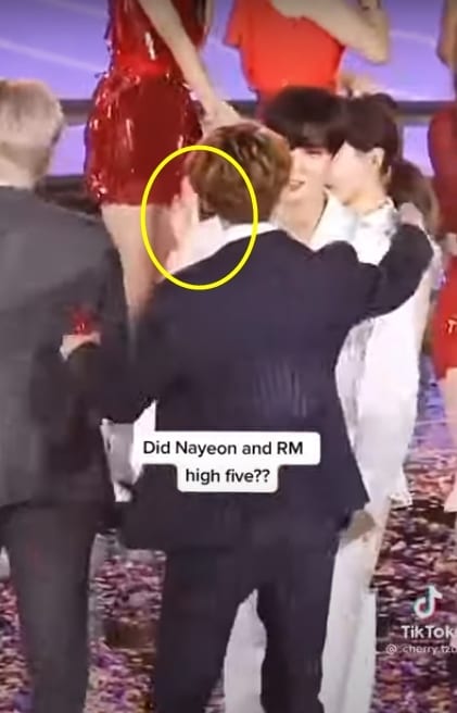 the question that has not been answered for the past 2 years did rm bts and na yeon twice high five at that time 24979