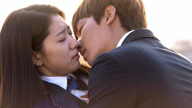 lee min ho park shin hye 8302759720179728013