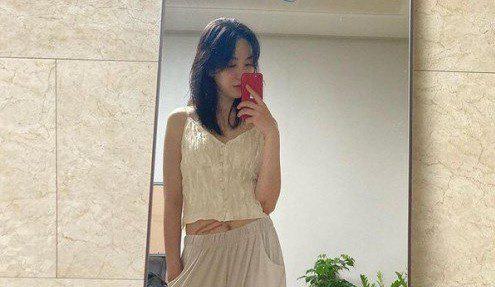 kwon mina 49851 2