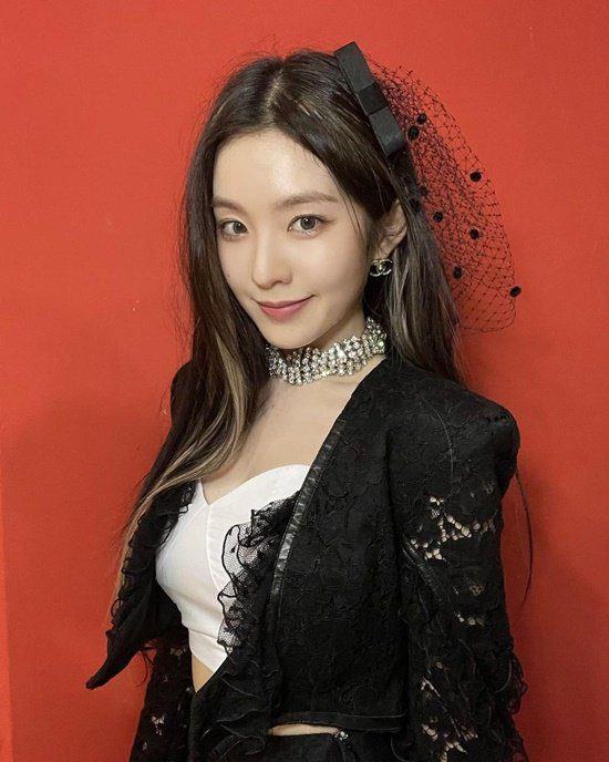 irene red velvet 823079935081302