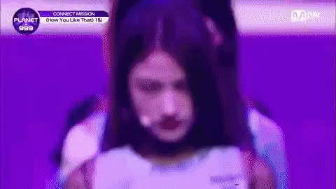 2 female trainees who took the spotlight when covering Lisa's (BLACKPINK) rap with top notch aura