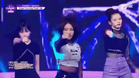 2 female trainees who took the spotlight when covering Lisa's (BLACKPINK) rap with top notch aura