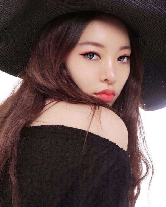 lee seo yoon 372937926362683642 scaled 1