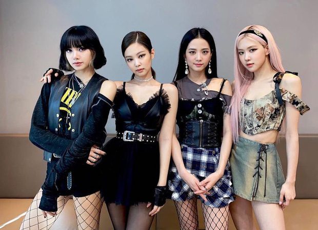 Jessica admitted BLACKPINK is her favorite group, even though Jennie used to date Krystal’s ex.