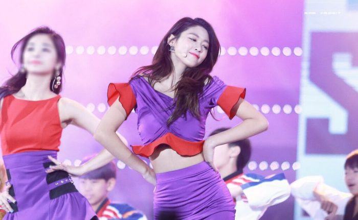 seolhyun aoa 37973180830138 scaled 1