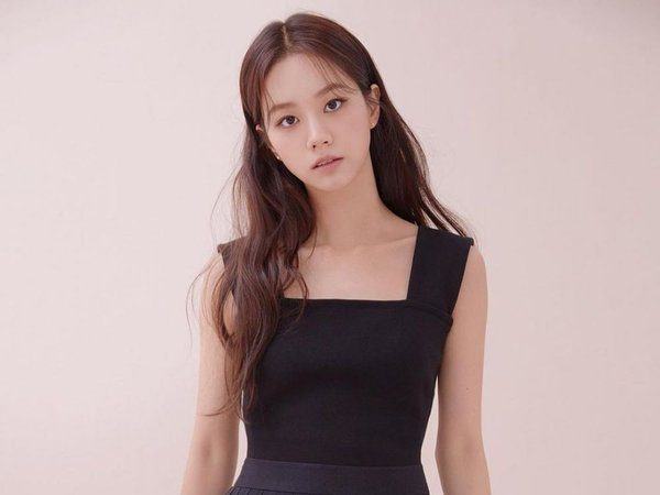 TMI News announced the Korean stars with the highest advertising salaries currently