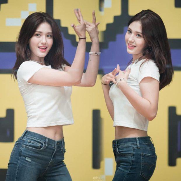 The changing shape journey of Jeon Somi: Fans are worried because her surreal waist is skinny