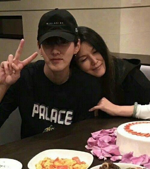 kris wu parents scandal 380380838293802