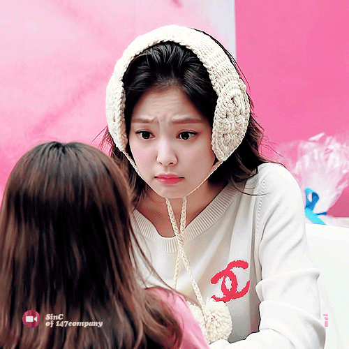 Pann: Jennie’s moment at the fansign makes the fans go crazy…