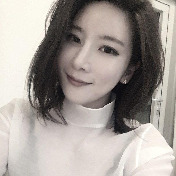 kim_hwa_young_loona