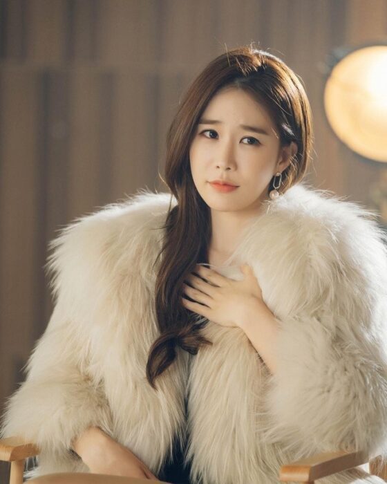 Yoo-In-Na