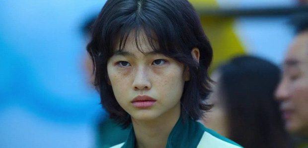 squid game Ho Yeon 190921 3