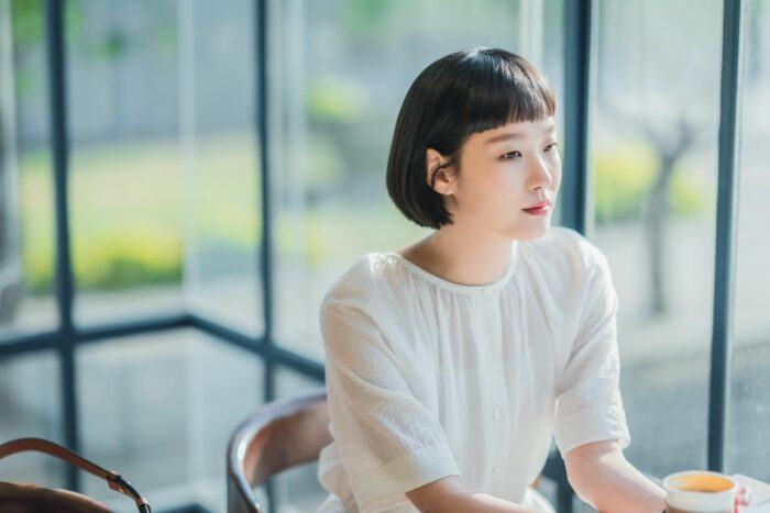 Ahn Bo Hyun Kim Go Eun Yumis Cell 1670921 8 scaled 1