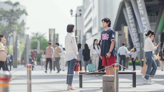 Ahn Bo Hyun Kim Go Eun Yumis Cell 1670921 2 scaled 1