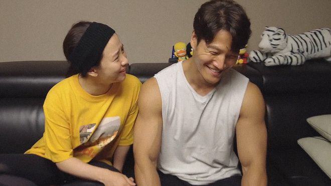 jong kook jihyo running man