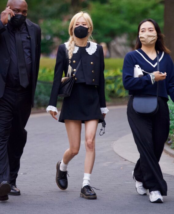 blackpink rose 17092021 8 scaled 1
