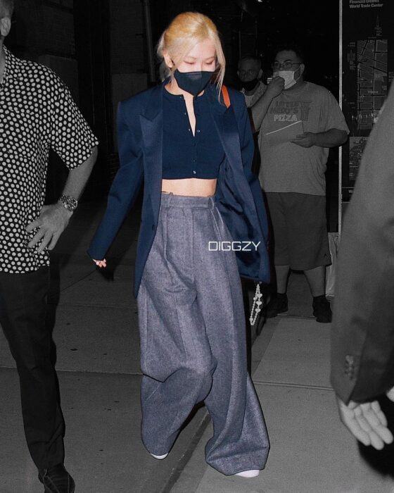rose met gala 2021 98980880808 scaled 1