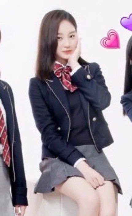 The release of NOZE (Street Woman Fighter)’s past photos amazed netizens because of her idol-like beauty 