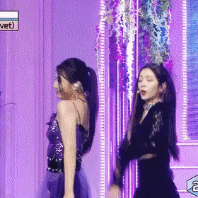 Not only does she have a pretty face, but Irene's skills have also improved a lot, making her fancams even more appealing

