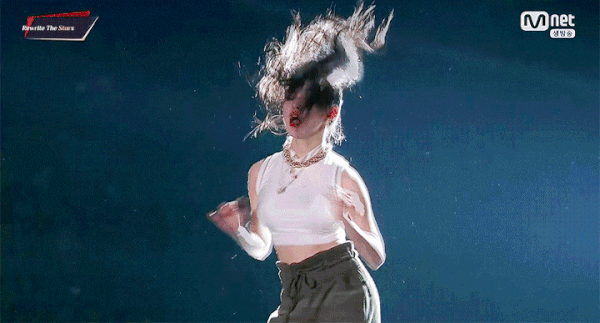 Knets name 10 Kpop idols who can compete with professional dancers on shows like 'Street Woman Fighter'