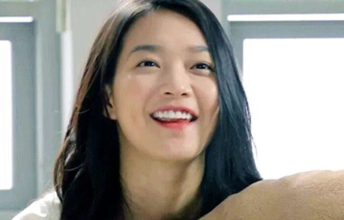 Shin Min Ah
