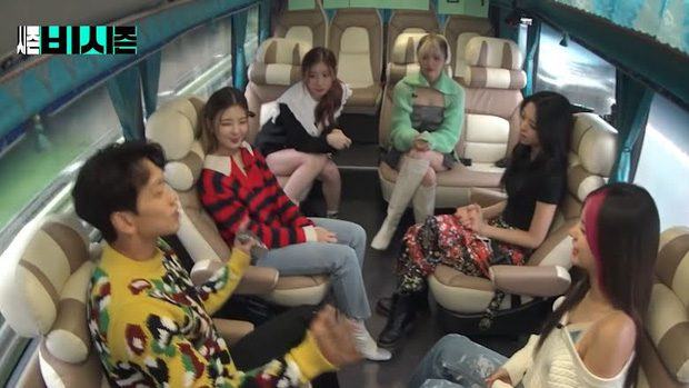 A sincere advice from Rain is that the girls should enjoy the protections they can get from a big agency