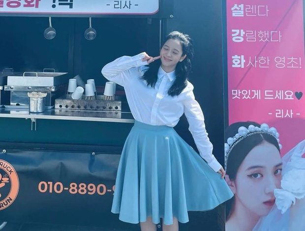 Jisoo-snowdrop
