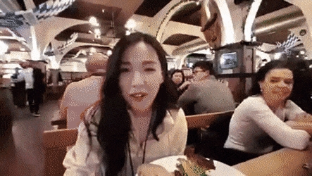 Knetizens talk about Koreans being targeted for racism in Europe
