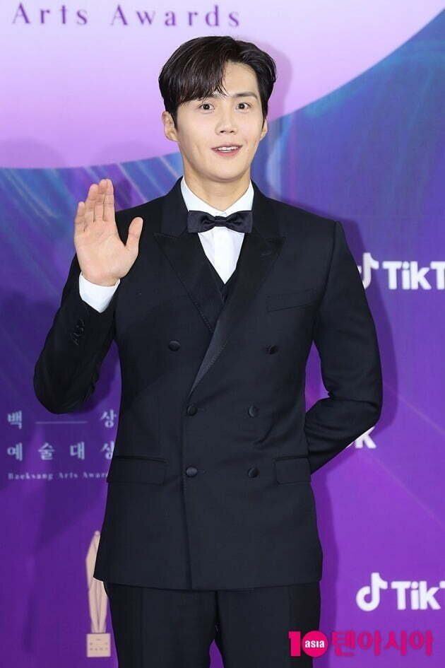 kim seon ho