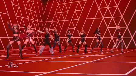 … but only performed some dance and disappeared again.
