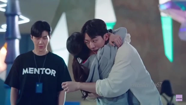 Kim Seon Ho then corrected: "There’s a misunderstanding."