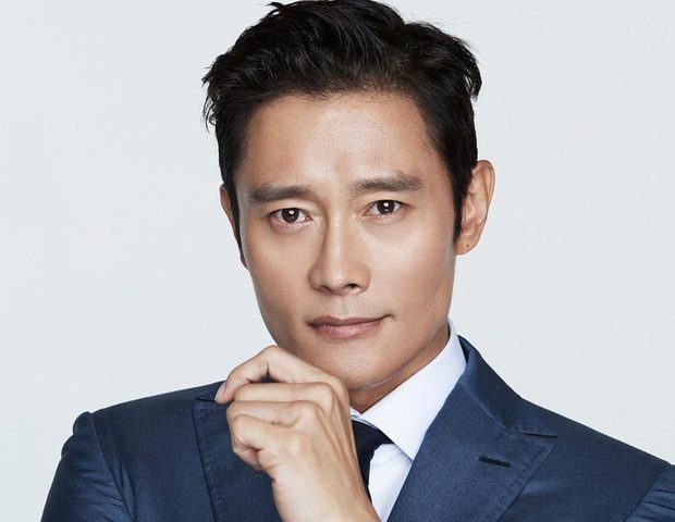 Korean actors who are still popular after huge scandals: Song Hye Kyo, Joo Ji Hoon, and more