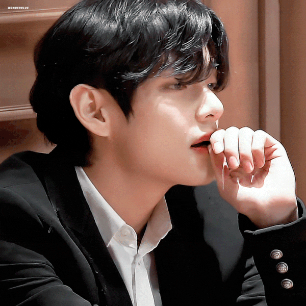 10 most handsome Kpop male idols