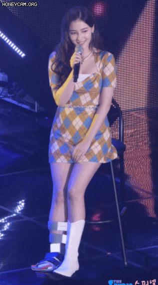 Nancy suffered a leg injury so she could not dance 