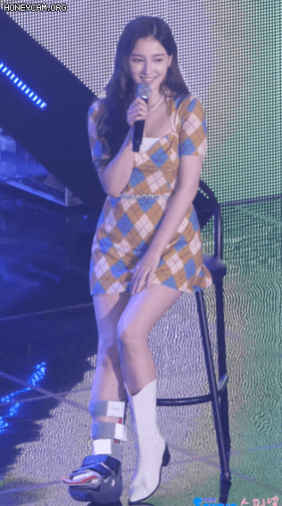 Nancy suffered a leg injury so she could not dance 