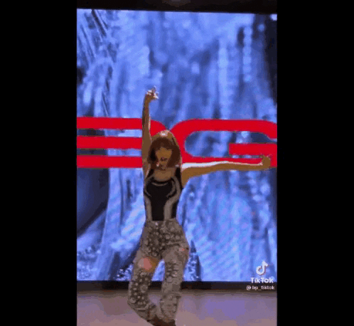Lisa dance SG