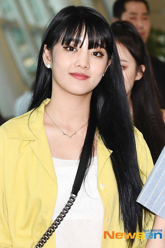 CUBE announces, “(G)I-DLE Minnie is not returning to Korea. She still has more schedules in Thailand”