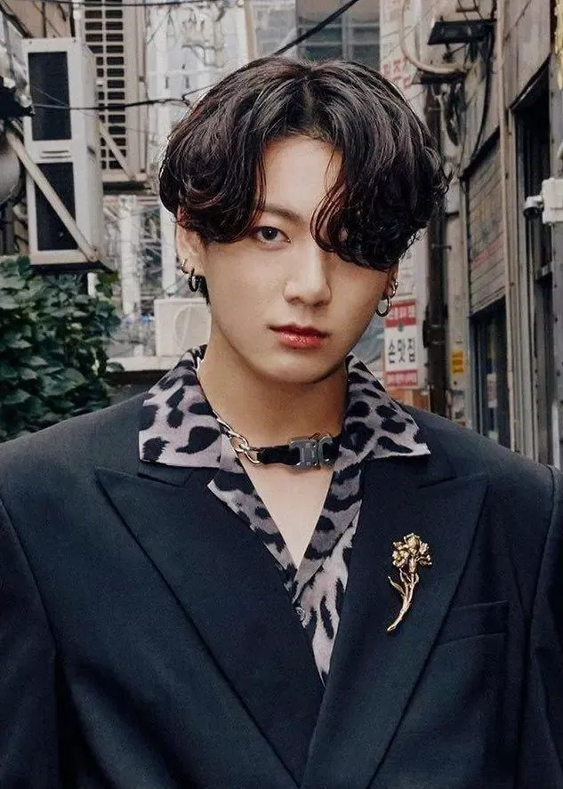 Jungkook of BTS is a global trendsetter and breaks stereotypes about KPOP idols. (Photo: Internet)