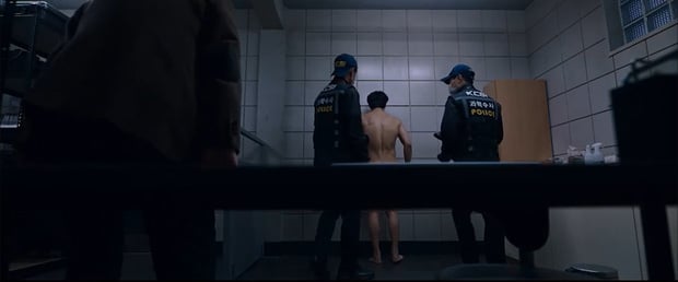 Kim Soo Hyun unexpectedly makes a nude scene in One Ordinary Day