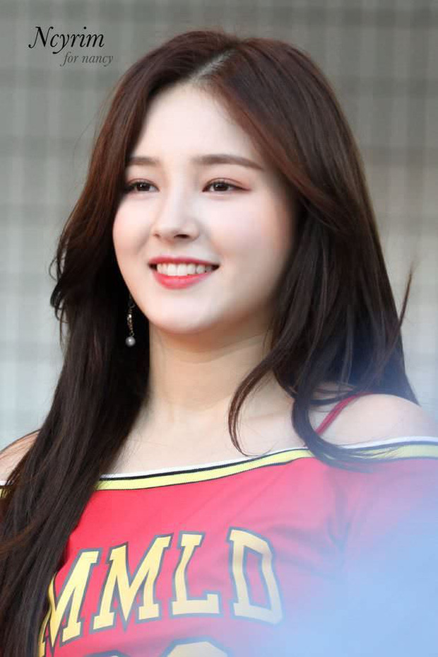 nancy momoland . .