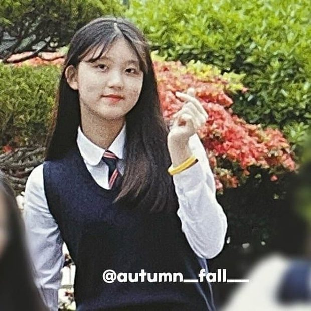 Gaeul’s pre-debut photos are spreading around on SNS