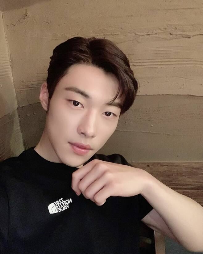 Park Hyung-sick, Yook Sung-jae and more to make a comeback after military service  