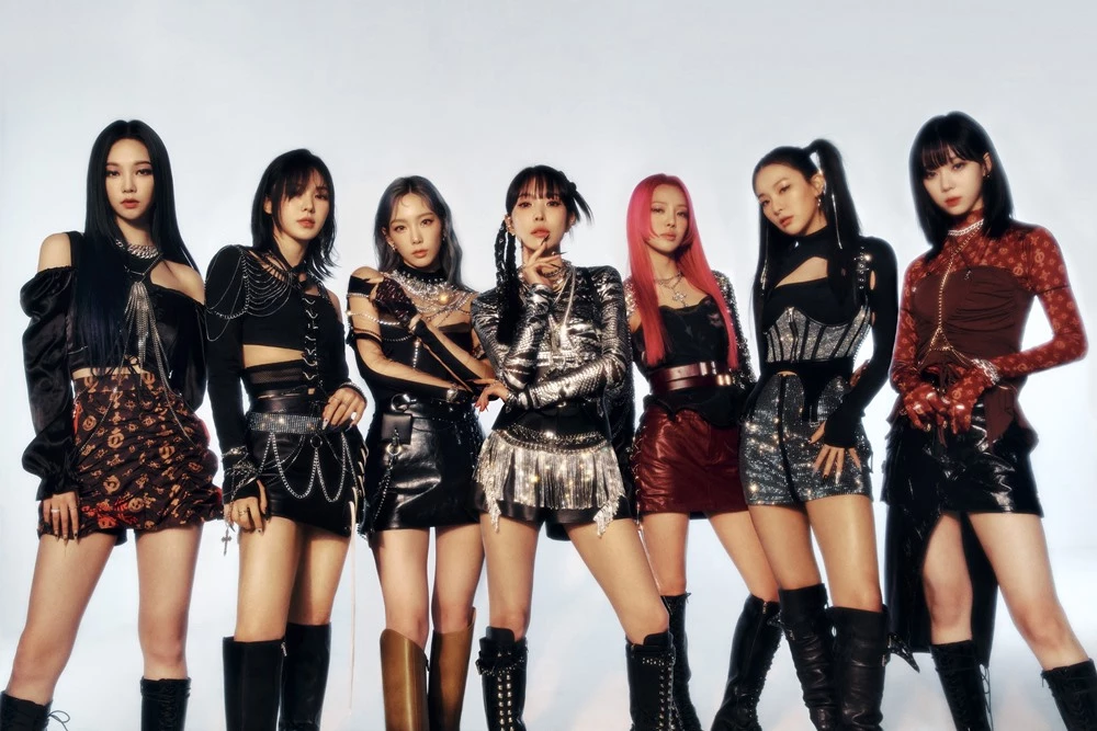 BoA, Taeyeon, Hyoyeon, Seulgi, Wendy, Karina, Winter