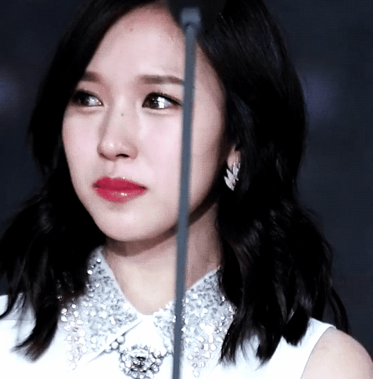 Mina's legendary "diamond tear" moment at GDA 2017