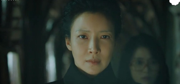 According to the trailer of the next episode, when running away, one of the two is likely to get injured.

