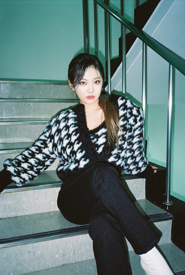 NingNing is praised as the most beautiful and attractive member of aespa