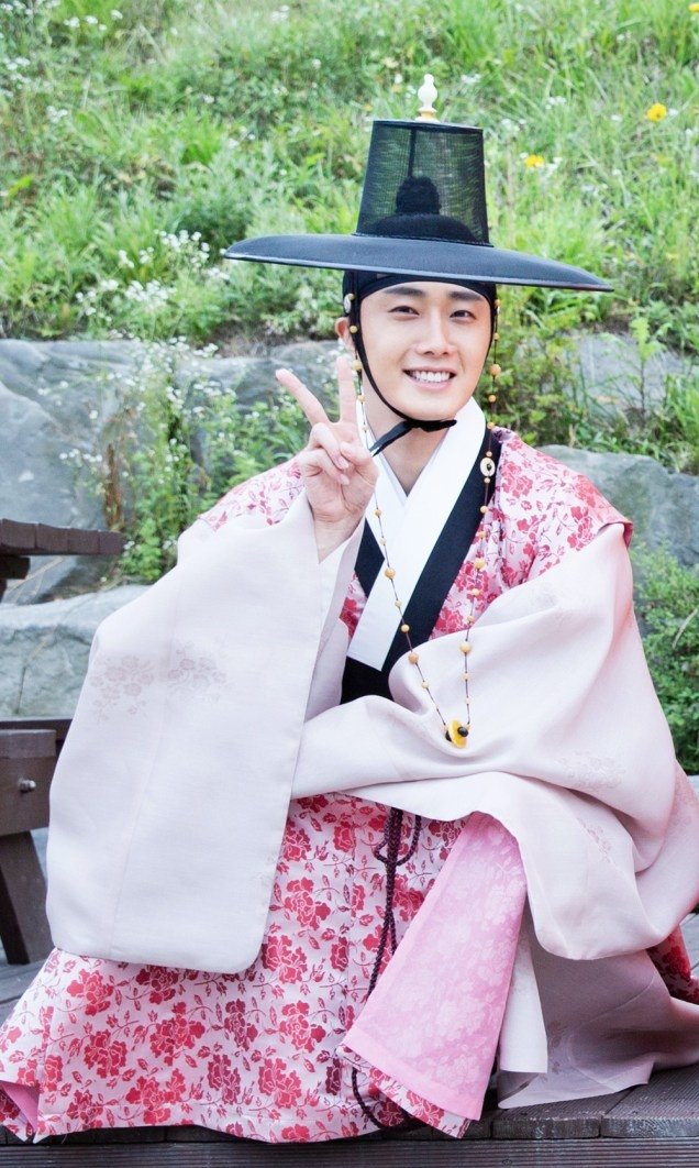 jung il woo 5 Korean actors who overcome illness
