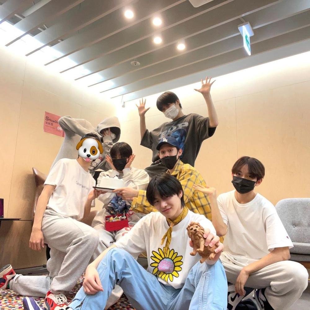 Trainee A lineup