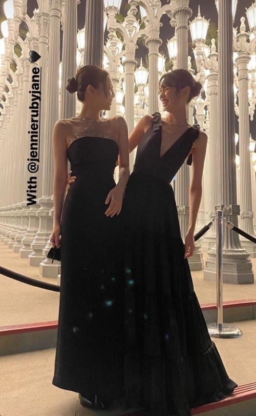 Jung Ho-yeon instagram