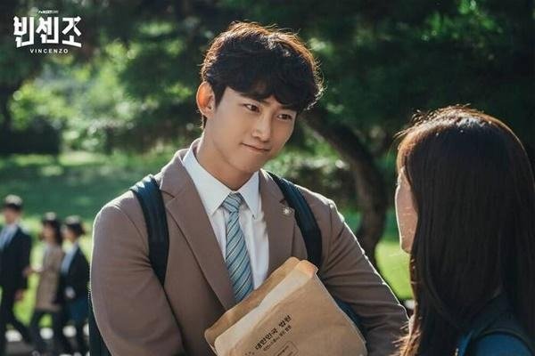1. Ok Taecyeon - Jang Joon Woo